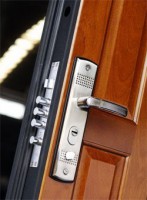 Уплотнители Q-LON для металлических входных дверей и дверей-купе на клеевой основе - Ангара 96